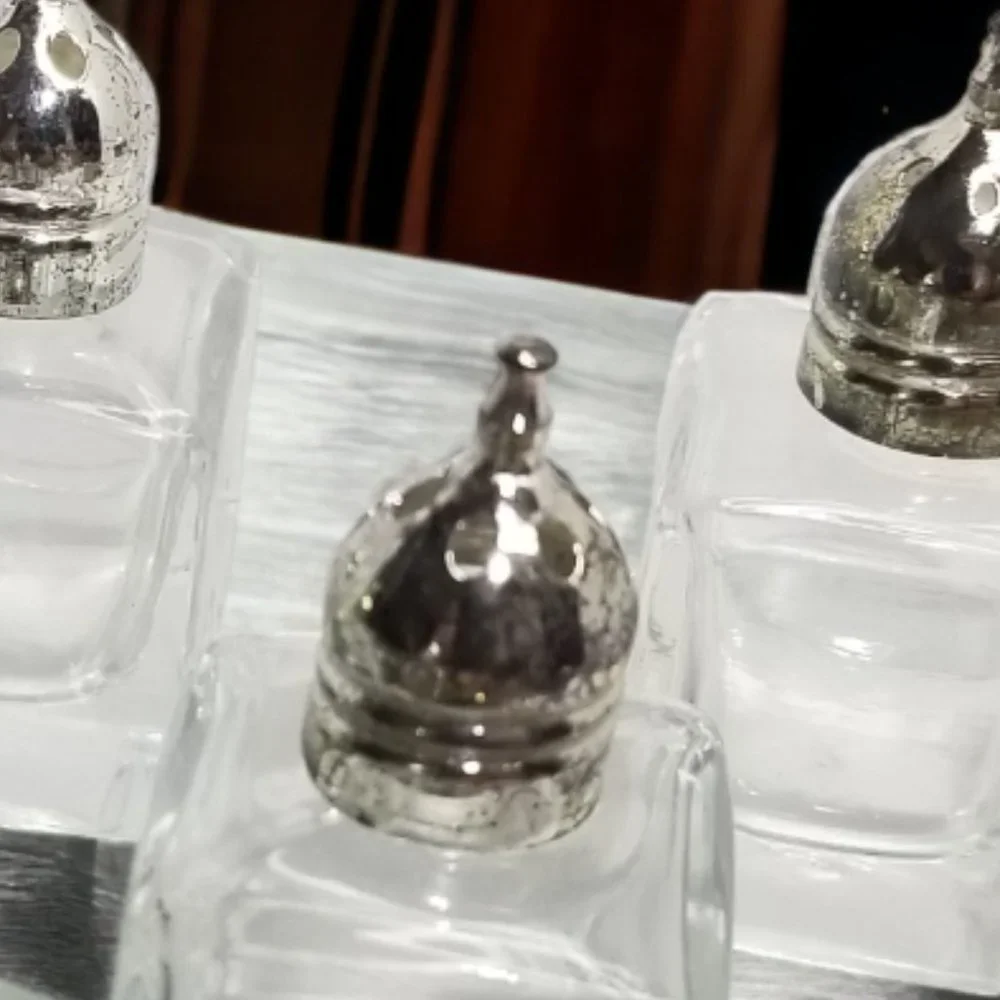 "Vintage Glass Mini Salt & Pepper Shakers w/ Silver Tops  Original Box Set-6 - Picture 9 of 11